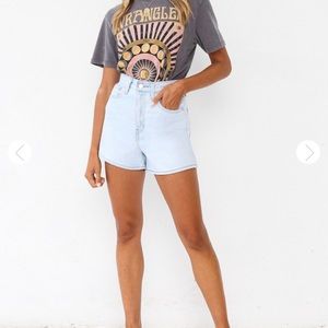 Levi’s High Loose Shorts Vintage Style 27 NWT